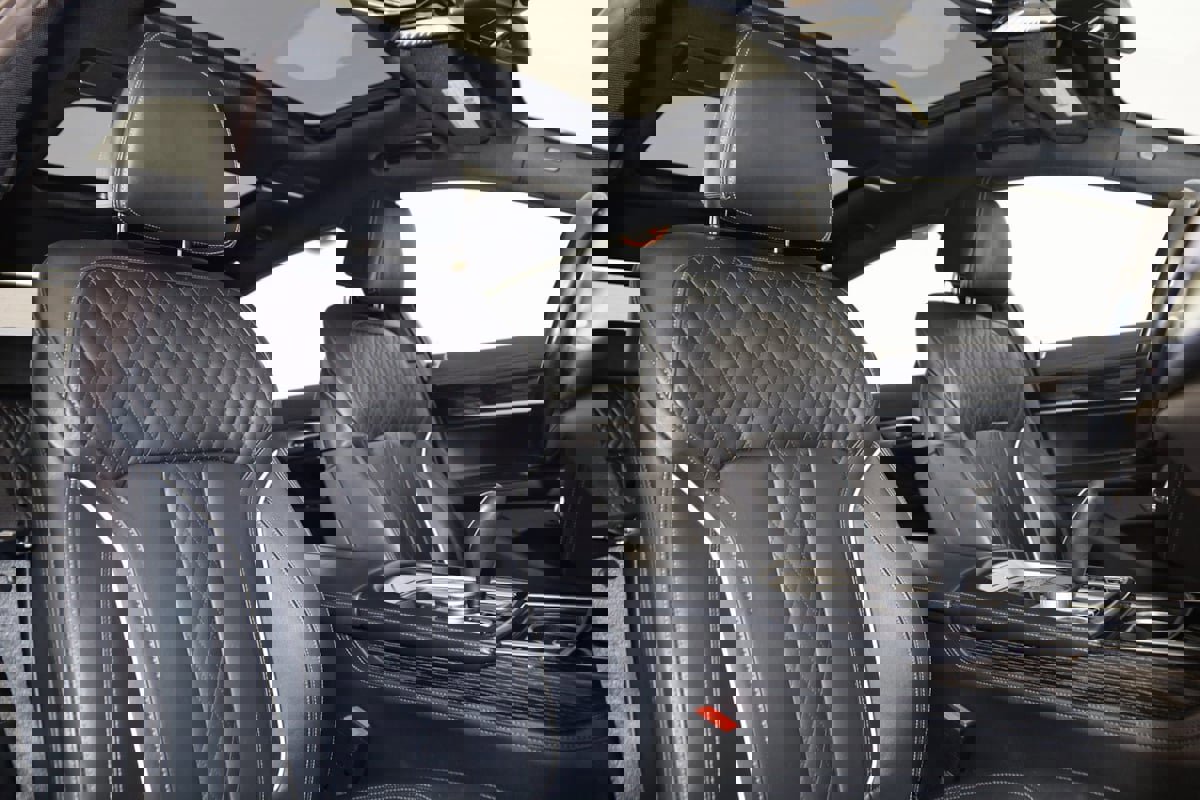 Used 2022 BMW 750i xDrive w/ M Sport Package image 14