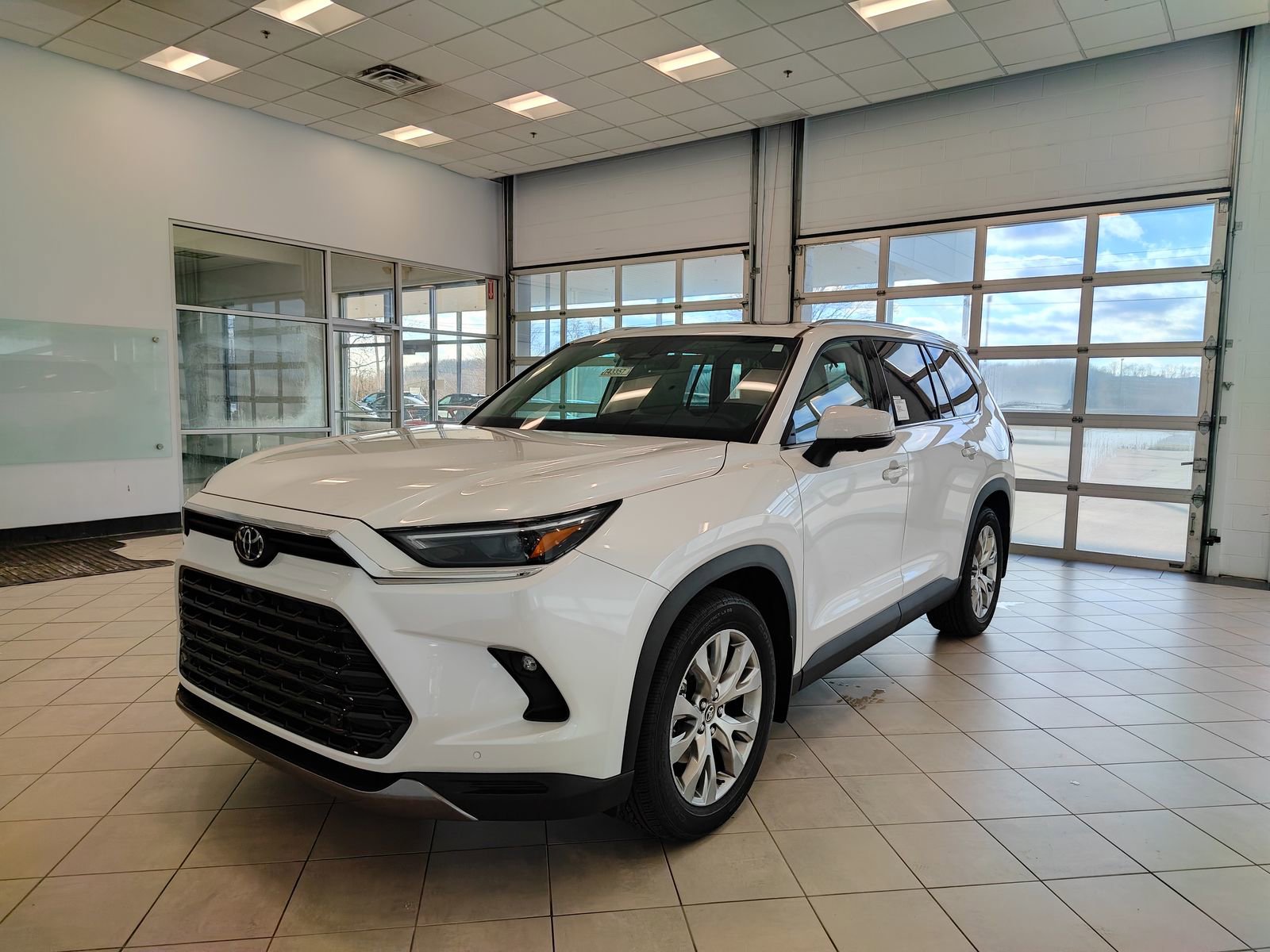 New 2026 Toyota Grand Highlander Limited image 8