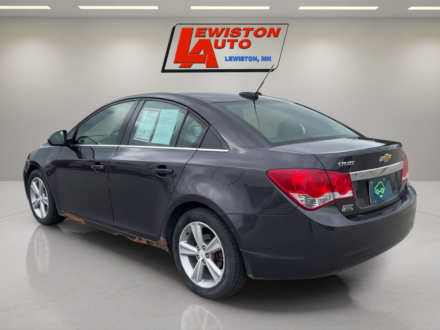 Used 2015 Chevrolet Cruze LT FWD image 3