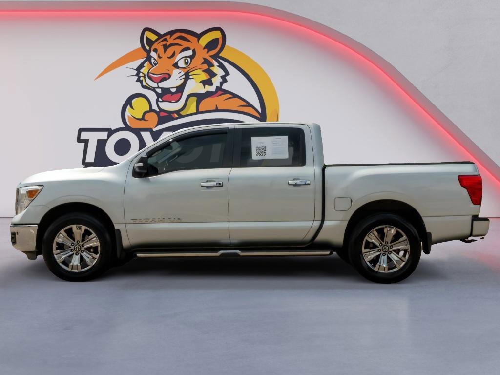 Used 2018 Nissan Titan SV w/ SV Convenience Package AWD/4WD image 8