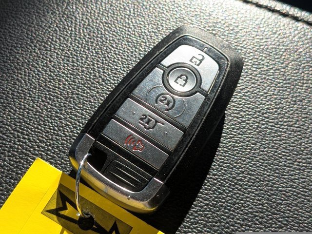 Certified 2024 Ford Expedition XLT image 24