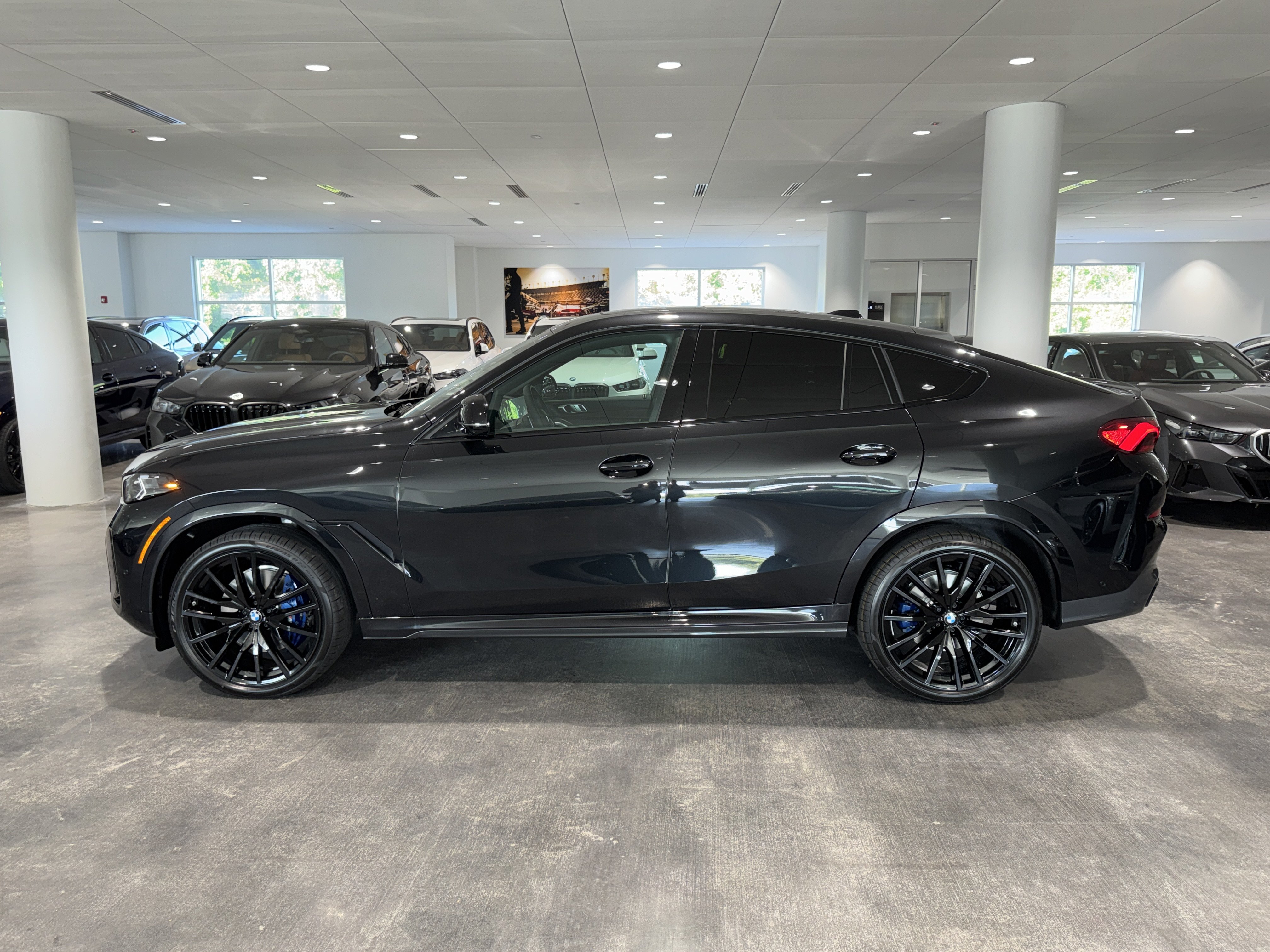 New 2026 BMW X6 xDrive40i AWD/4WD image 4