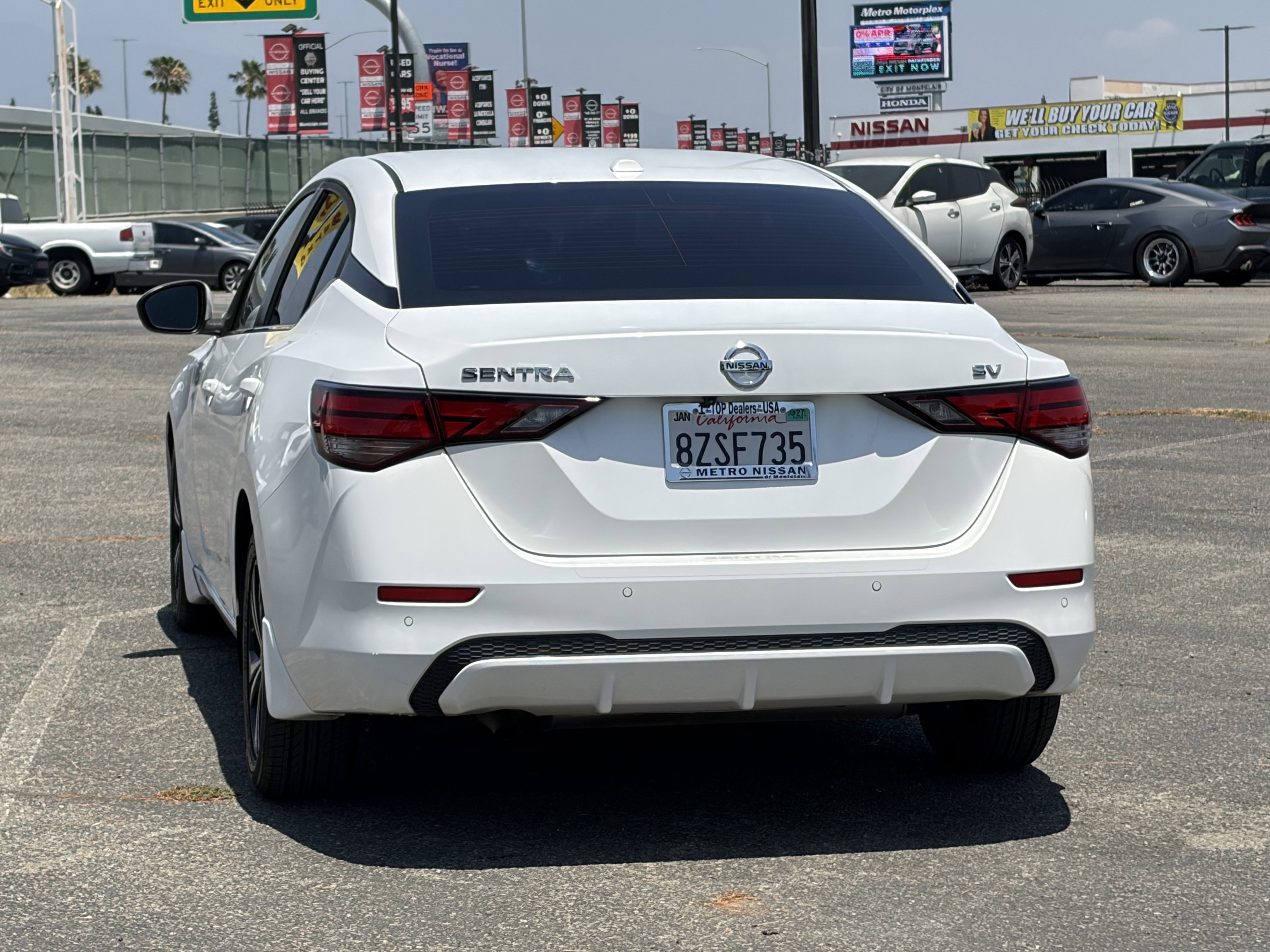 Used 2022 Nissan Sentra SV FWD image 4