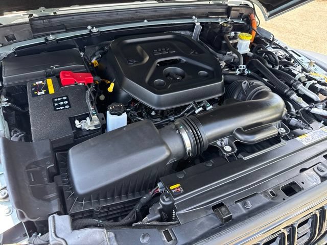 Used 2024 Jeep Wrangler Unlimited AWD/4WD image 28