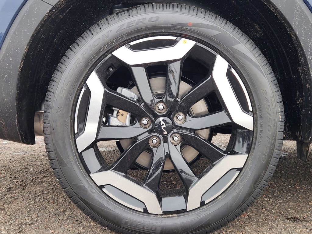 New 2025 Kia Telluride EX image 17