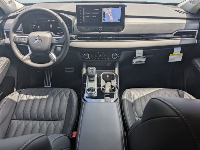 New 2026 Mitsubishi Outlander SEL FWD image 17