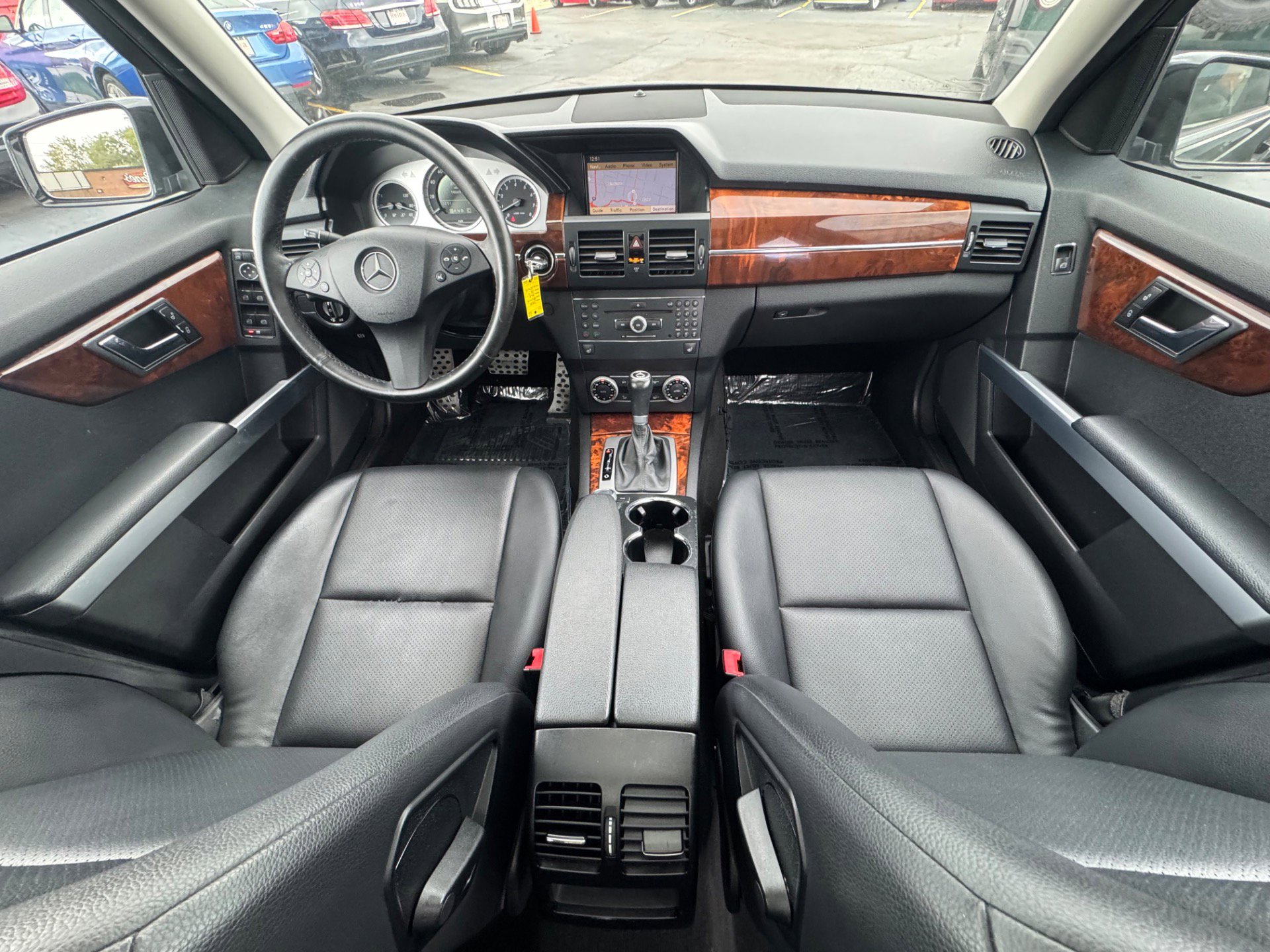Used 2010 Mercedes-Benz GLK 350 4MATIC image 15