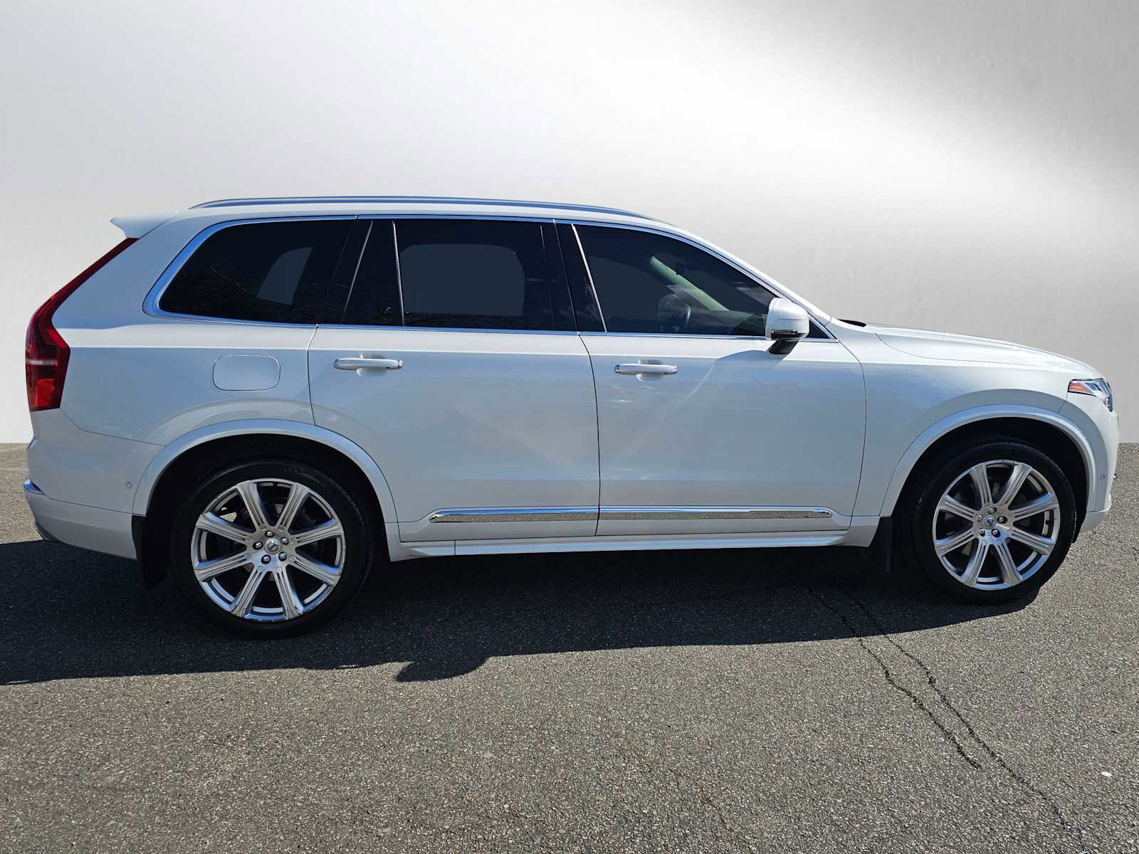 Used 2018 Volvo XC90 T6 Inscription w/ Convenience Package image 2