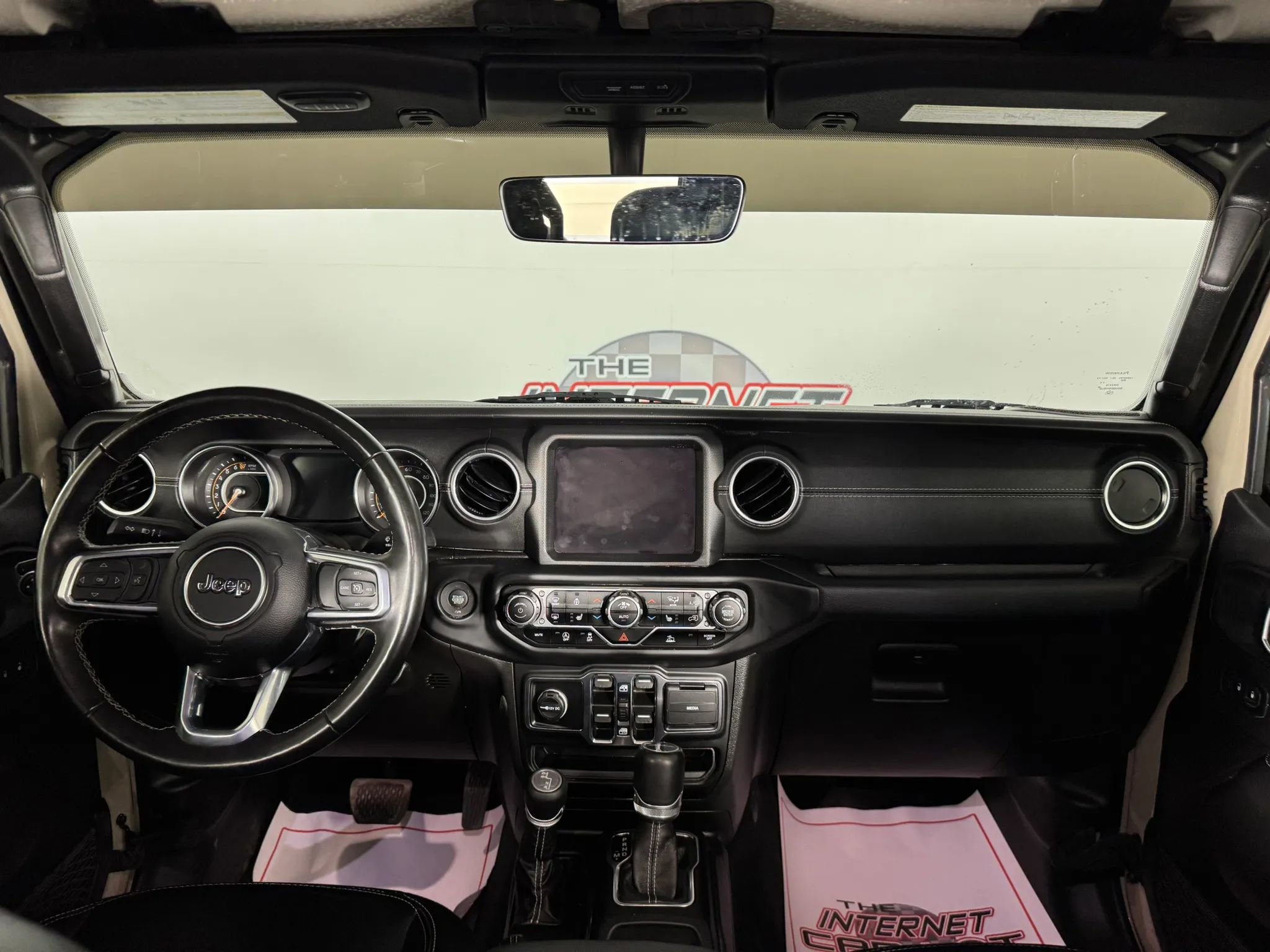 Used 2022 Jeep Gladiator Overland w/ Popular Equipment Package image 11