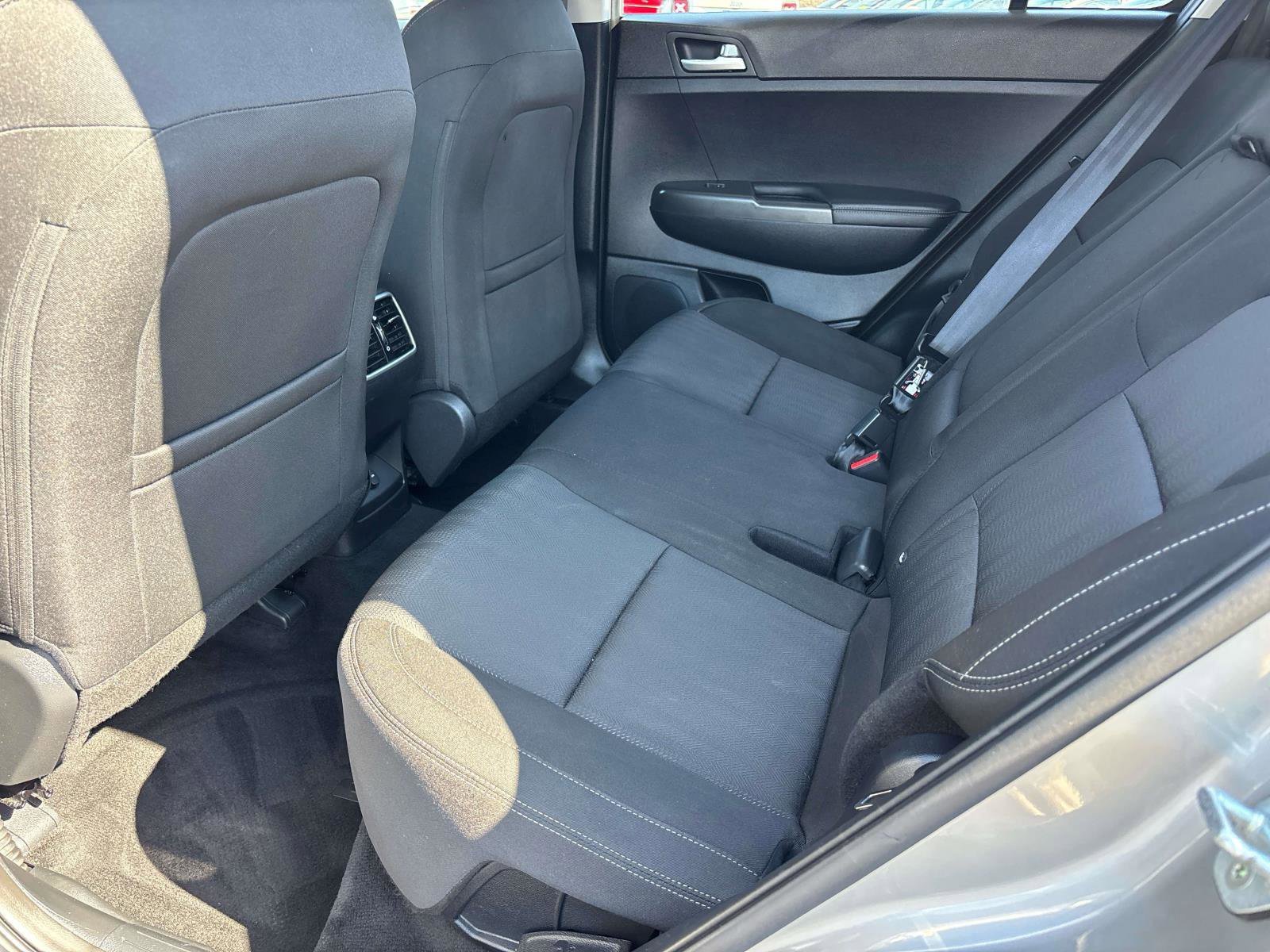 Used 2021 Kia Sportage LX AWD/4WD image 11