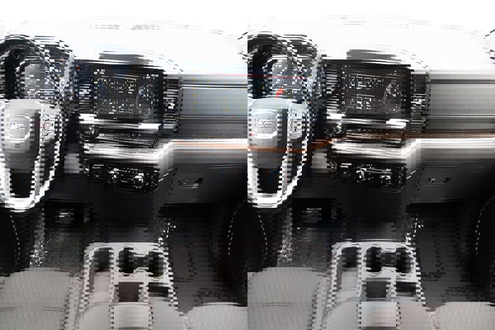 Used 2024 GMC Sierra 3500 SLE w/ SLE Value Package image 17