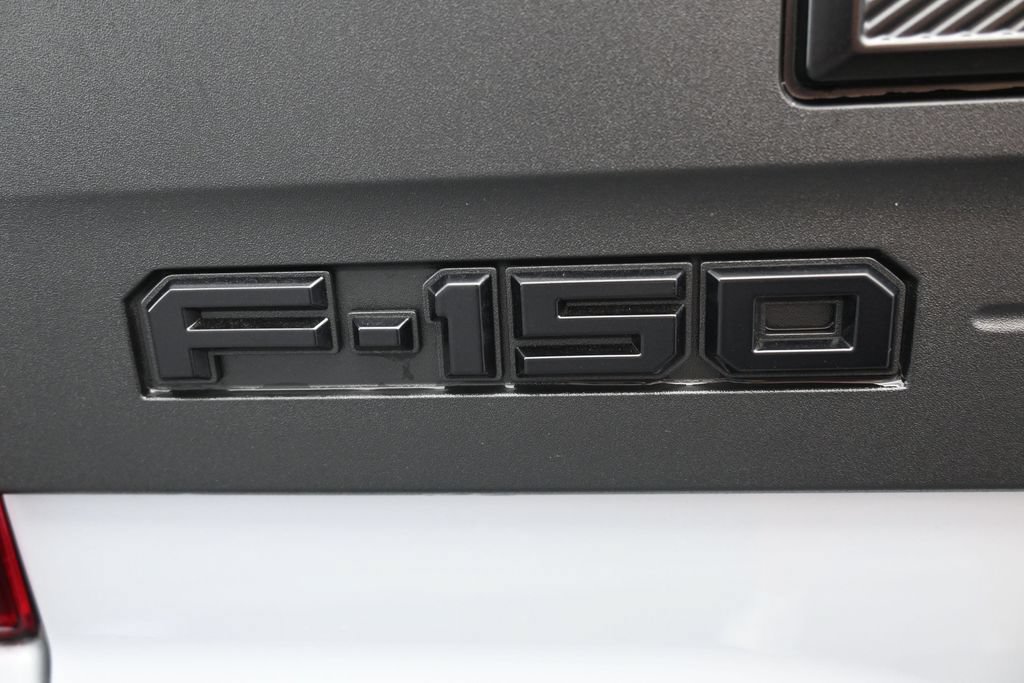 Used 2025 Ford F150 Raptor w/ Equipment Group 803A Raptor R AWD/4WD image 18