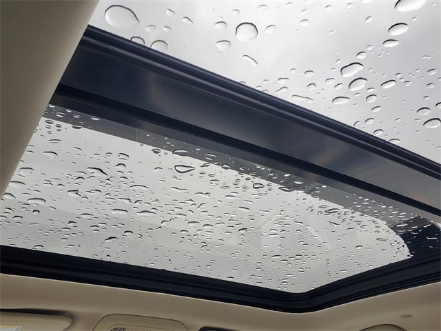 Used 2023 Cadillac XT5 Premium Luxury w/ LPO, Floor Liner Package image 31