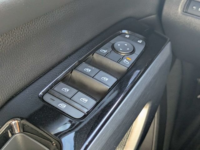 Used 2024 Nissan Pathfinder SL FWD image 27