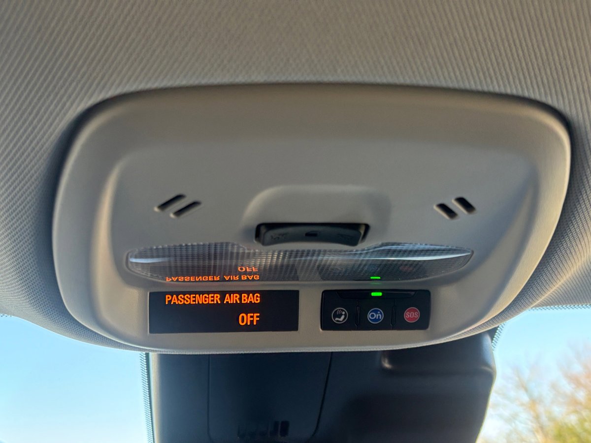 Used 2025 Chevrolet Trax LT image 7