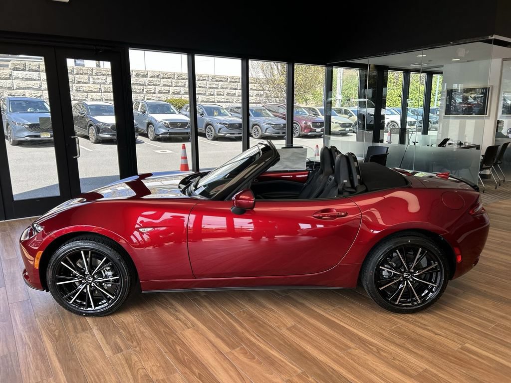 New 2026 MAZDA MX-5 Miata Grand Touring w/ Weather Package RWD image 5
