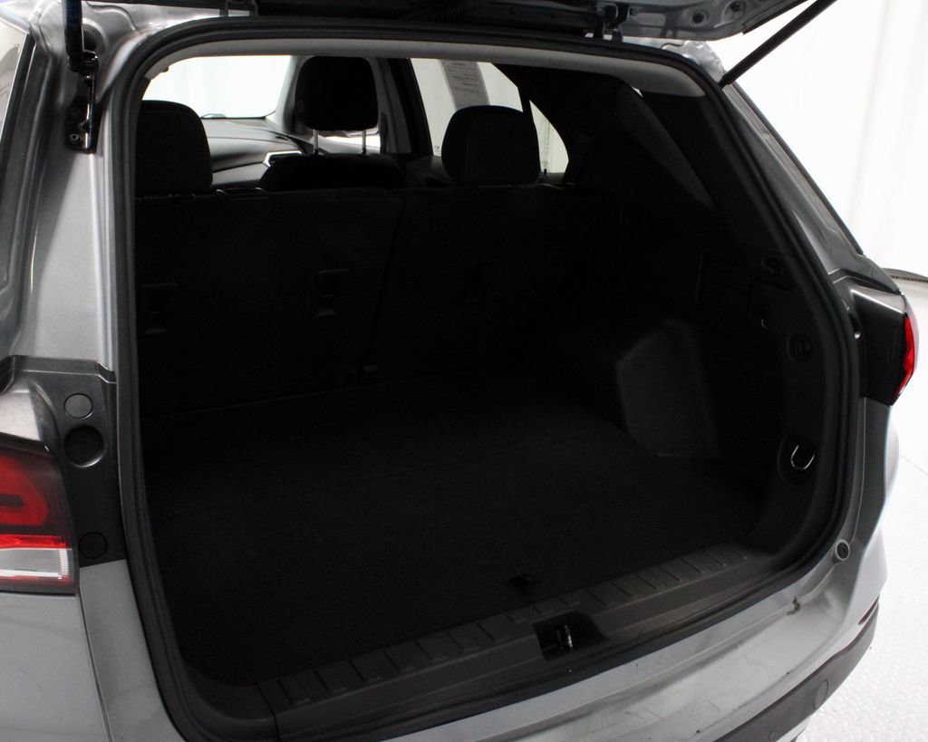 Used 2024 Chevrolet Equinox LT AWD/4WD image 12