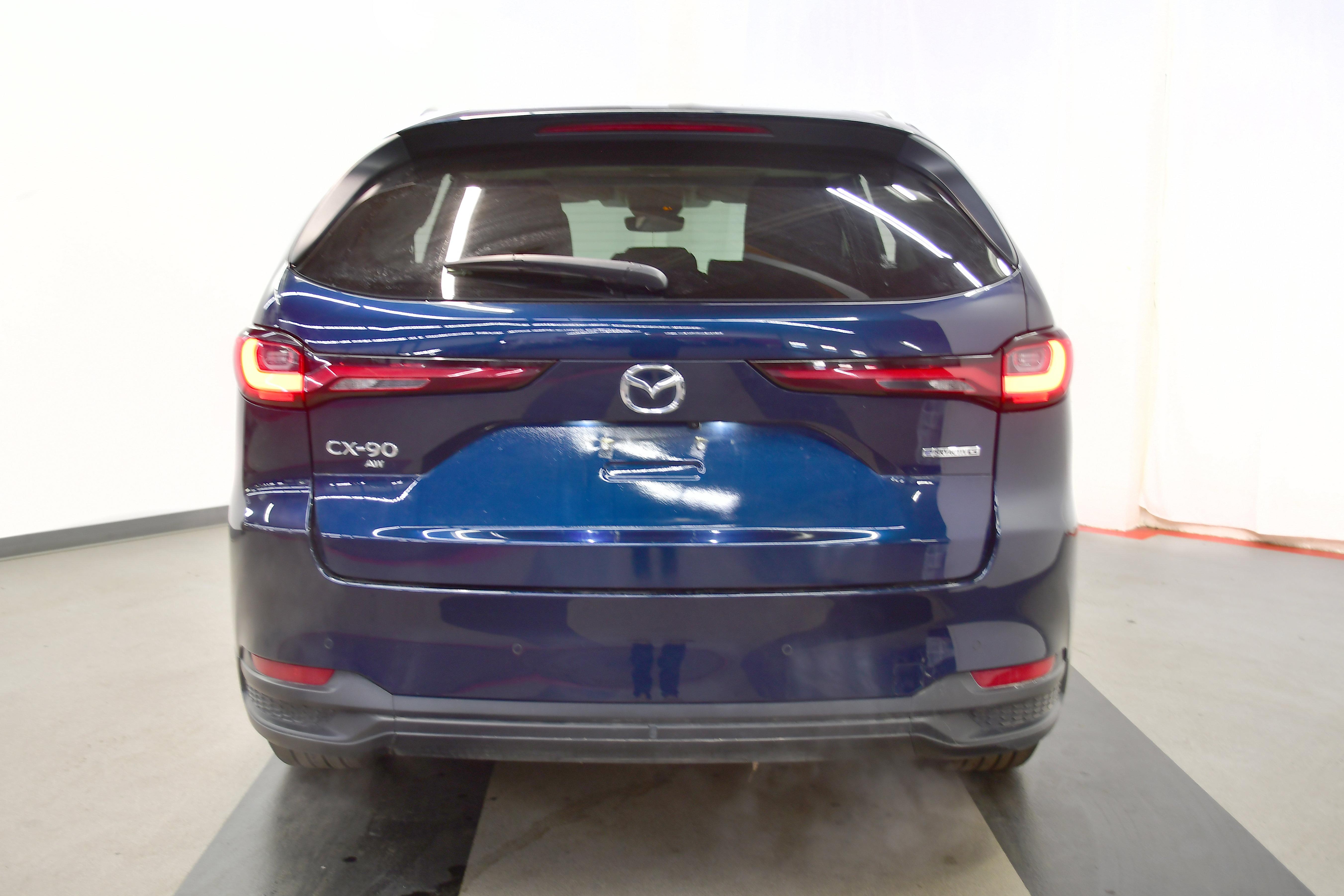 Used 2025 MAZDA CX-90 3.3 Turbo w/ Preferred Package AWD/4WD image 5