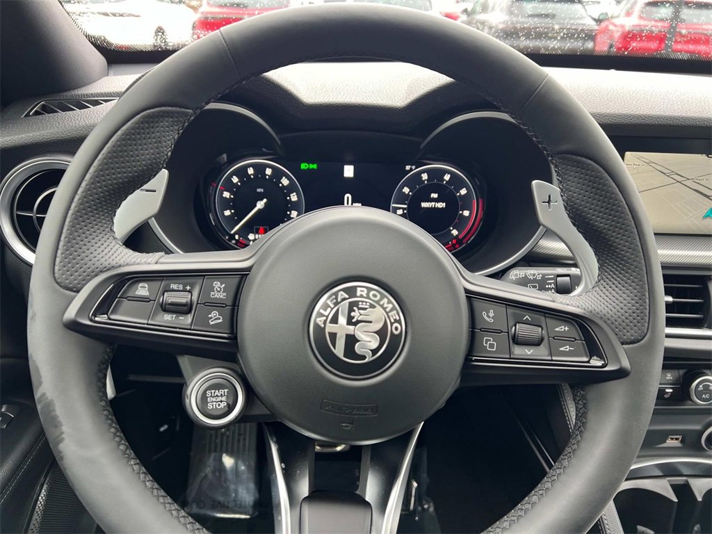 New 2025 Alfa Romeo Stelvio Sprint image 18