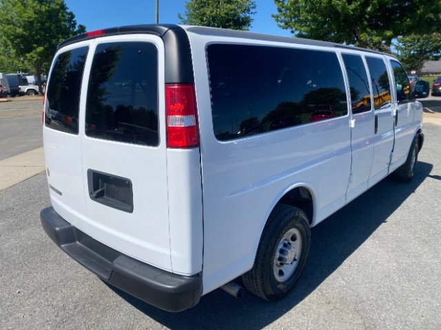 Used 2023 Chevrolet Express 3500 LS RWD image 2