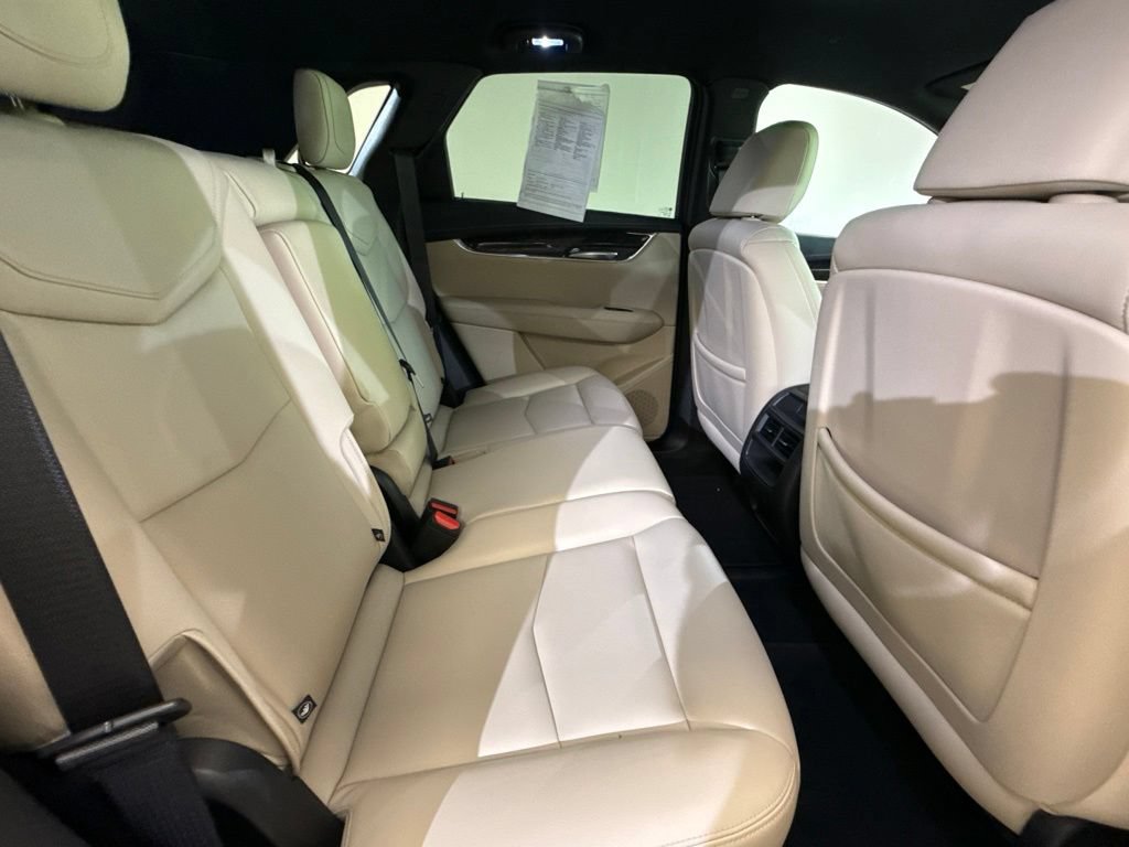 Used 2019 Cadillac XT5 FWD image 12