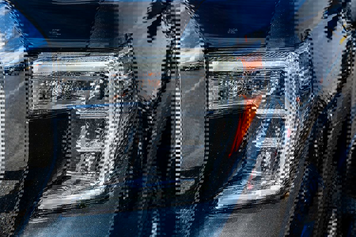 Used 2023 GMC Sierra 1500 SLE image 7