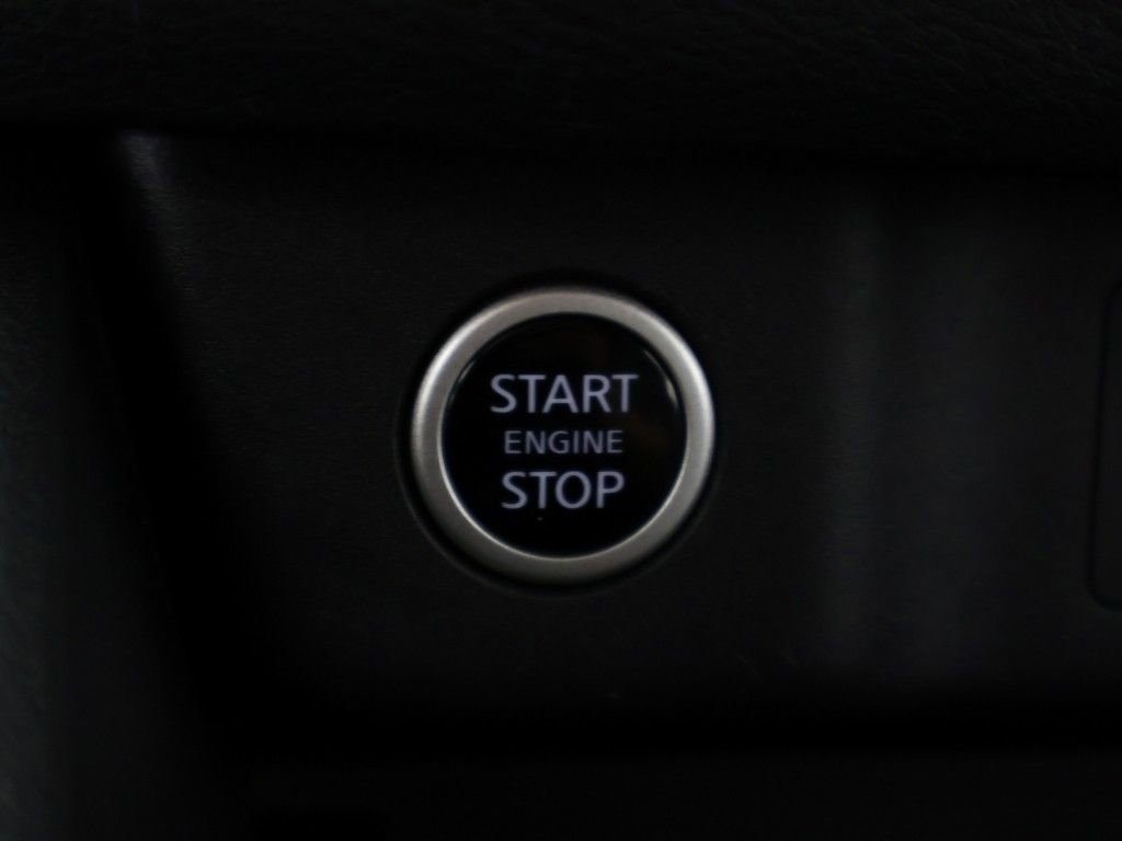 Used 2023 Nissan Rogue SV AWD/4WD image 37