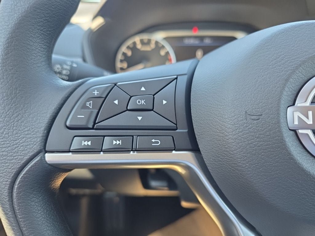 New 2026 Nissan Altima 2.5 SV FWD image 19