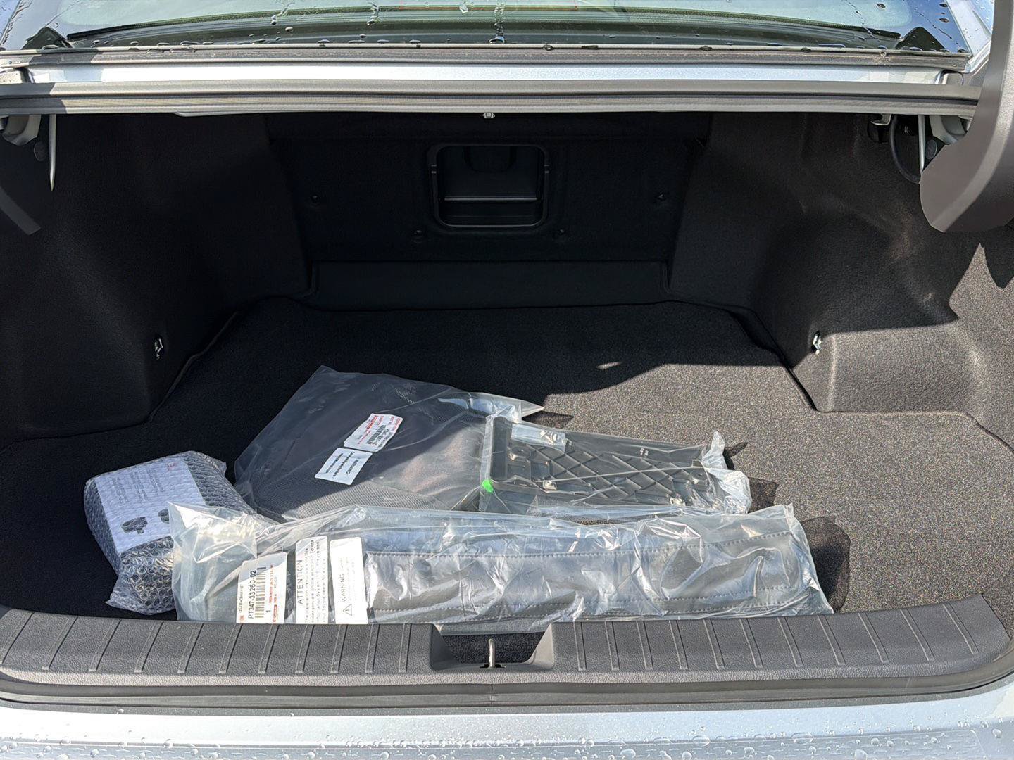 New 2026 Lexus ES 350e w/ Convenience Package FWD image 34