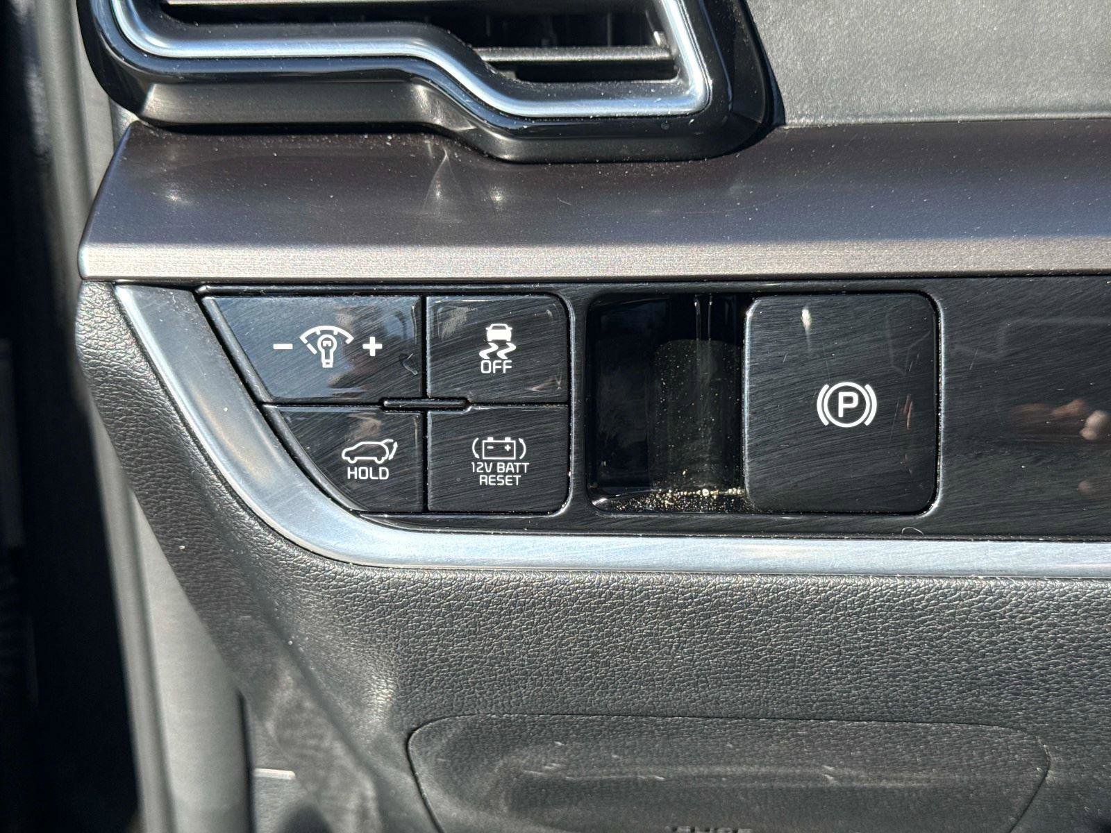 Used 2023 Kia Sportage EX w/ EX Premium Package image 30