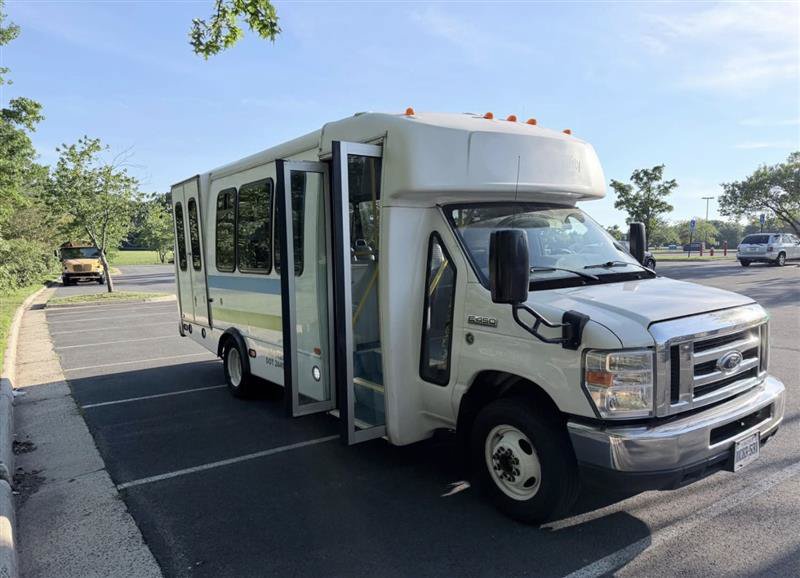 Used 2019 Ford E-450 and Econoline 450 Super Duty w/ Shuttle Bus Prep Package RWD image 3
