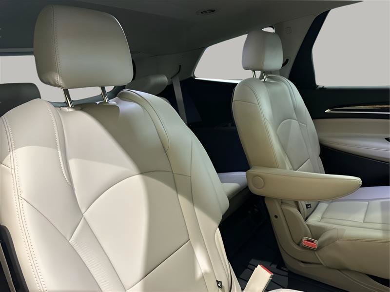 Used 2020 Buick Enclave Essence w/ LPO, Luxury Package FWD image 22