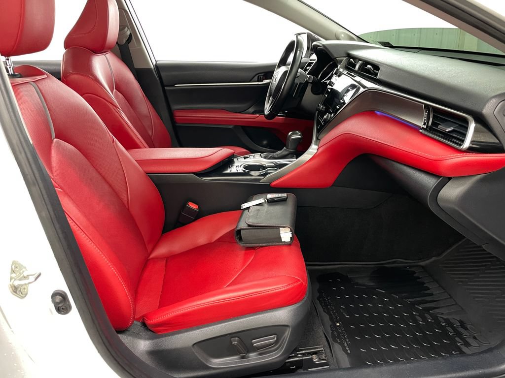 Used 2020 Toyota Camry XSE w/ Driver Assist Package FWD image 38