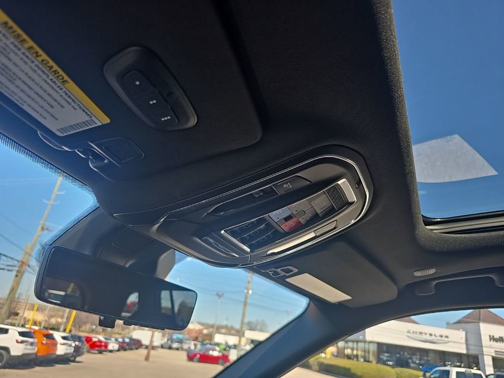 New 2026 Jeep Grand Cherokee Limited AWD/4WD image 18