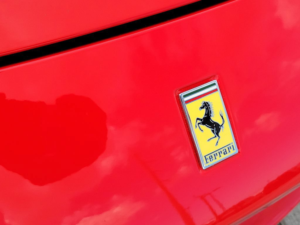 Used 2018 Ferrari 488 GTB RWD image 8