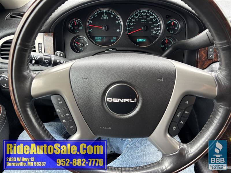 Used 2013 GMC Yukon XL Denali AWD/4WD image 19