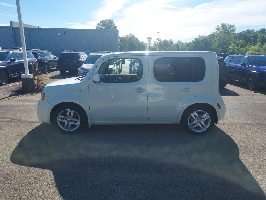 Used 2014 Nissan Cube 1.8 SL w/ Interior Designer Package FWD image 4