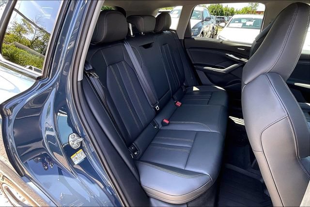Certified 2025 Audi Q6 e-tron Prestige w/ Black Warm Weather Package AWD/4WD image 27