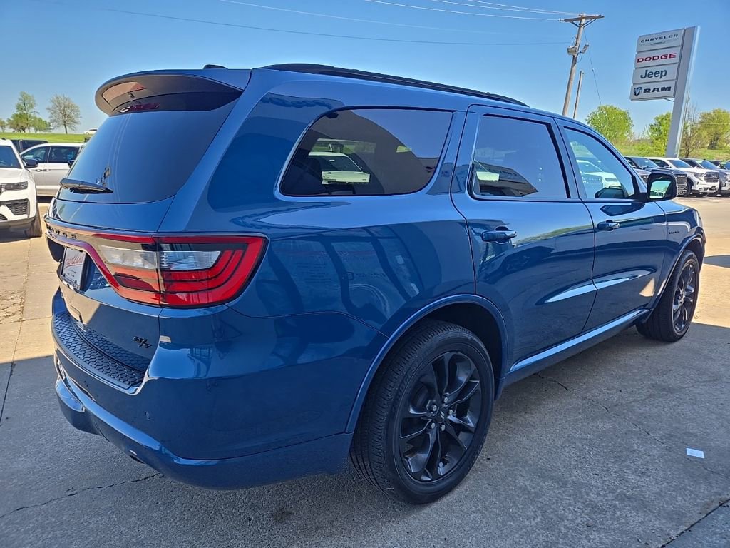 Used 2024 Dodge Durango R/T AWD/4WD image 11