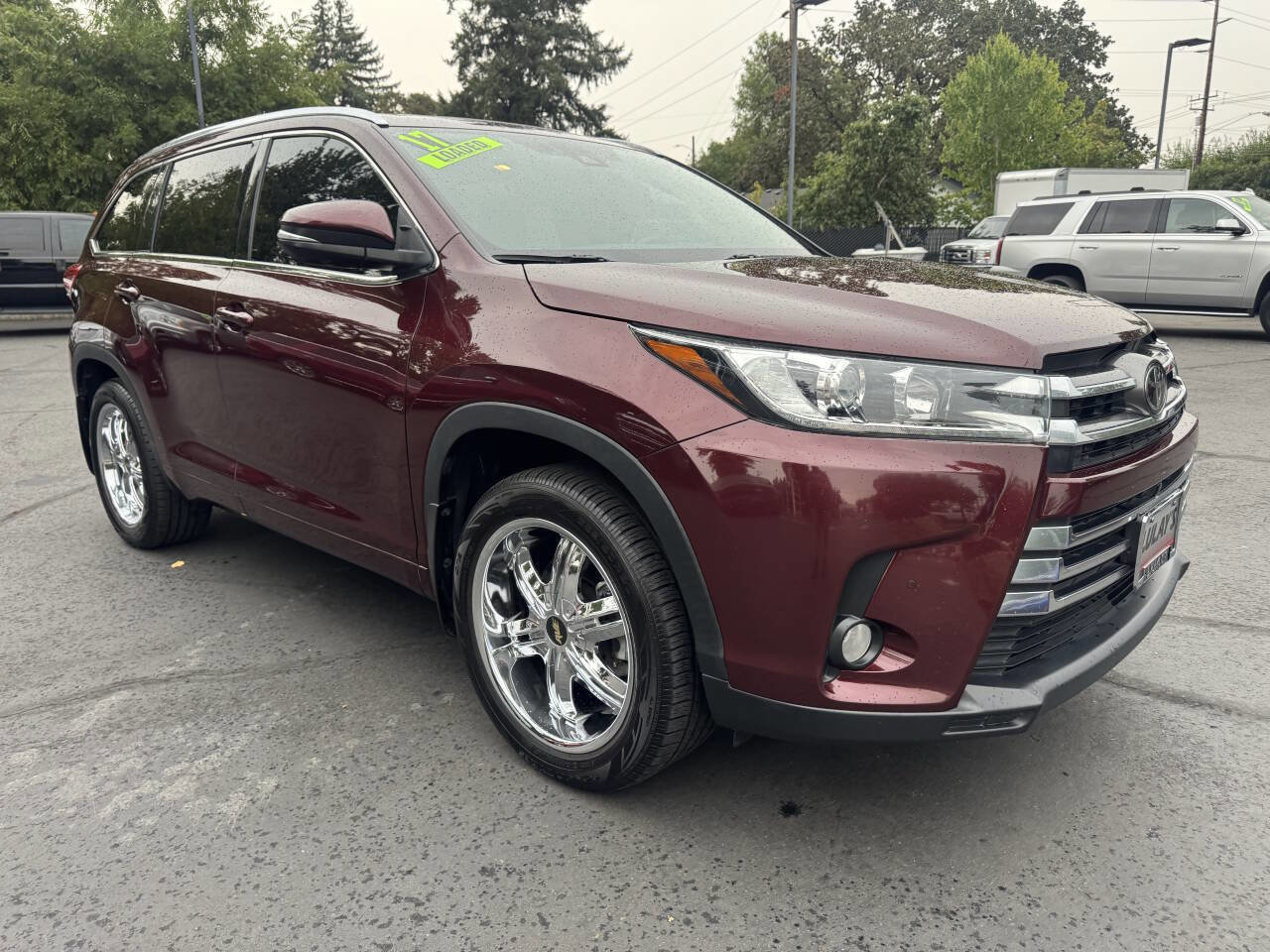 Used 2017 Toyota Highlander Limited Platinum image 6