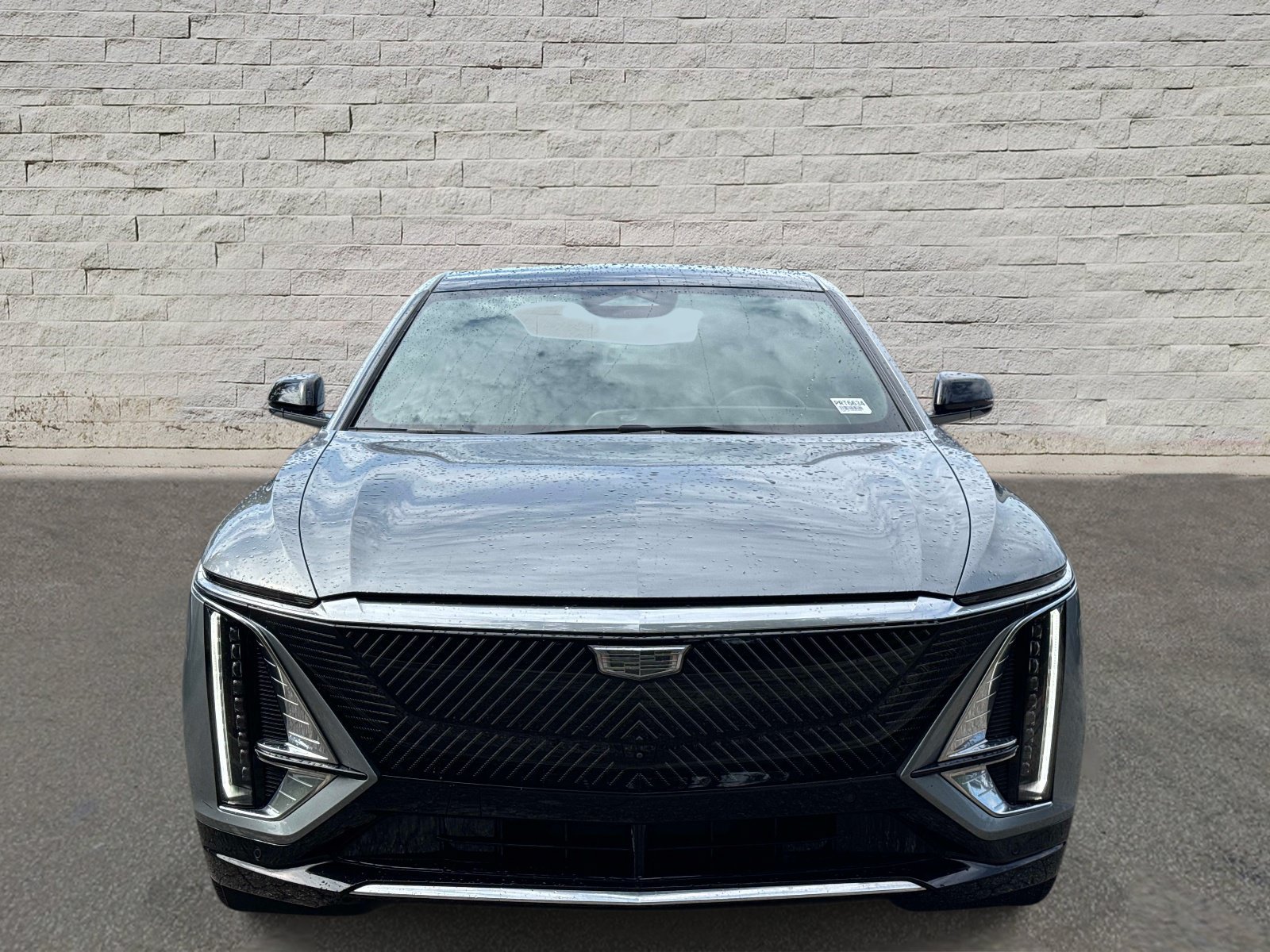 Used 2025 Cadillac Lyriq Luxury w/ LPO, Floor Liner Package AWD/4WD image 7