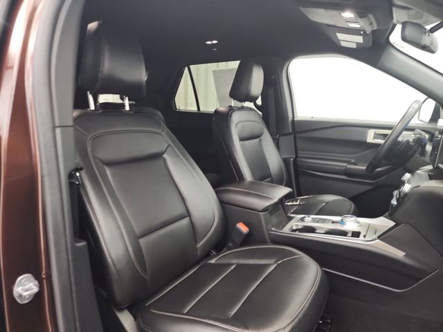 Used 2020 Ford Explorer XLT w/ Equipment Group 202A image 27