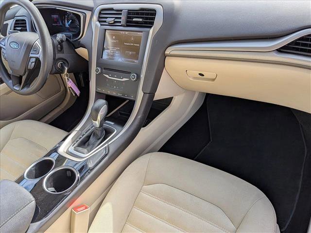 Used 2013 Ford Fusion SE image 19