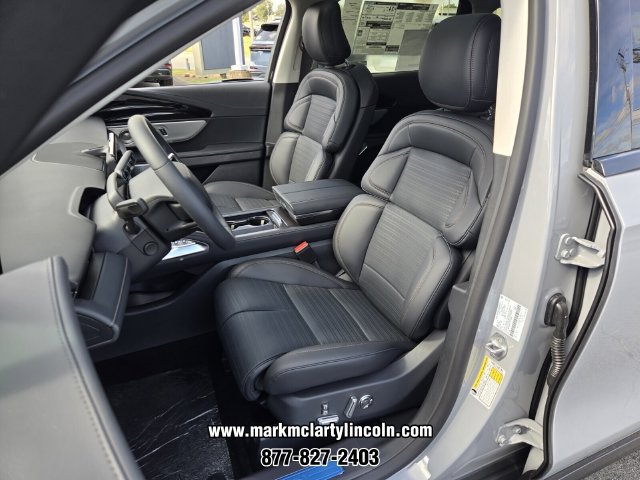 New 2026 Lincoln Nautilus Reserve AWD/4WD image 7