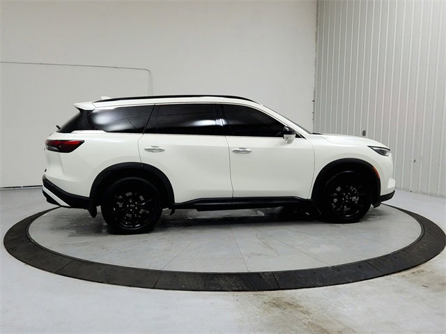 Used 2025 INFINITI QX60 Luxe w/ Black Edition image 8