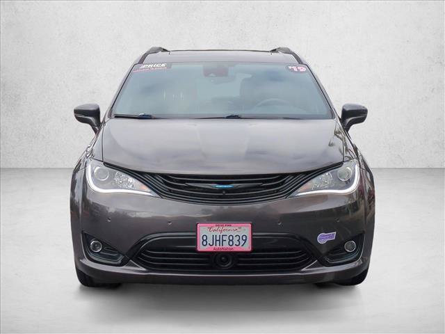 Used 2019 Chrysler Pacifica Limited w/ Advanced Safetytec Group FWD video 2