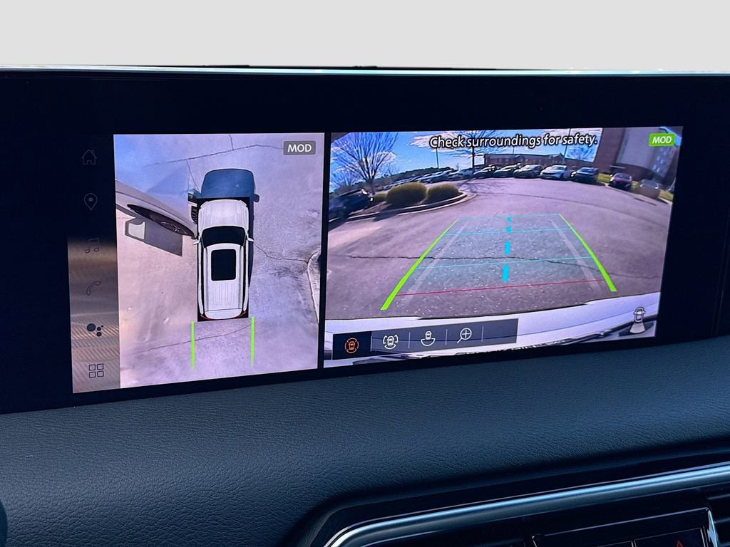 Used 2025 Nissan Armada SL w/ Captain's Chari Seat Package image 14