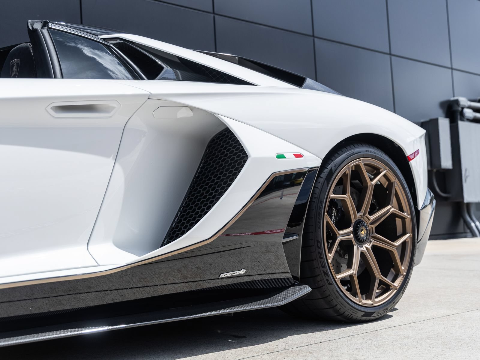 Used 2022 Lamborghini Aventador LP 780-4 Ultimae AWD/4WD image 30