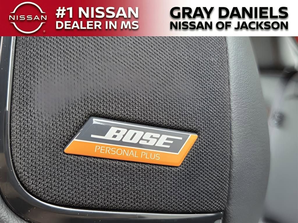 New 2026 Nissan Kicks SR image 17