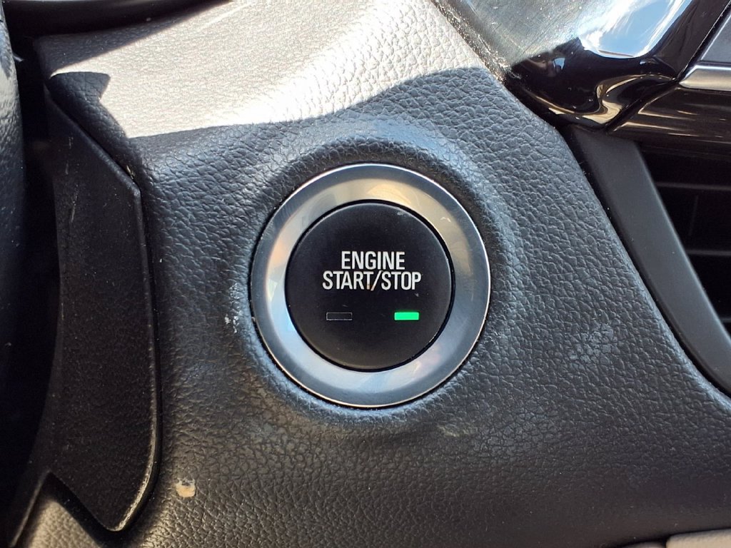Used 2019 Buick Envision Preferred AWD/4WD image 11